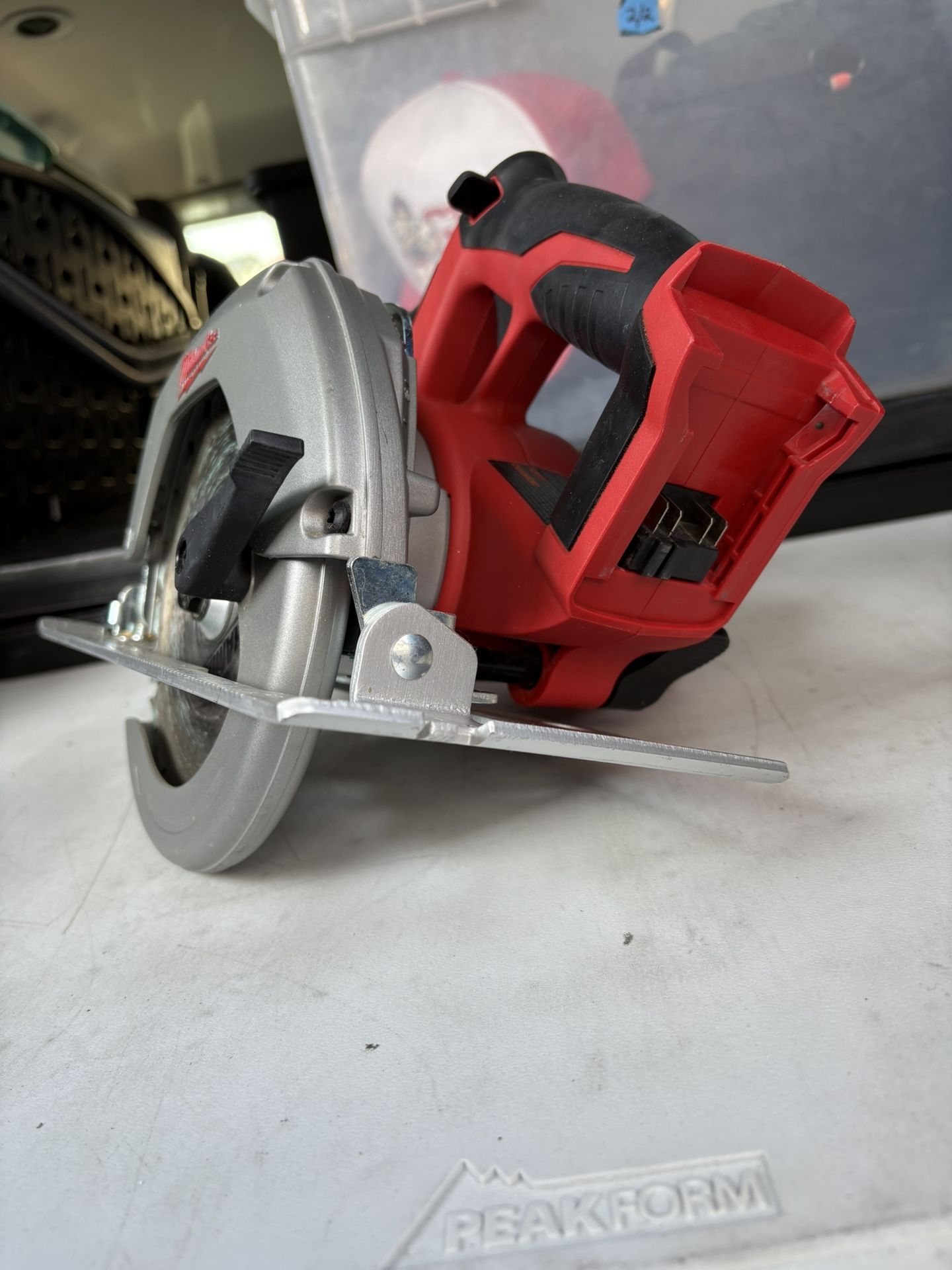 Milwaukee M18 Cordless Circular Saw 