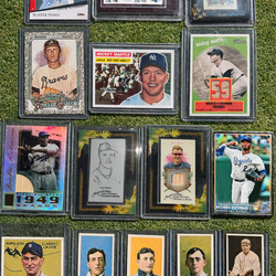 Topps MLB Cards Auto / Numbered Baseball Cards