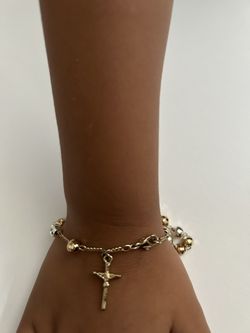 Brand New 3 Color Rosary 📿 Bracelet With The Cross 