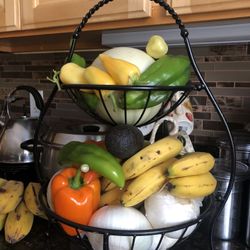 Fruit and vegetables basket