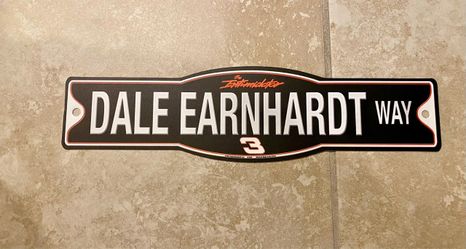 Brand new dale Earnhardt sign