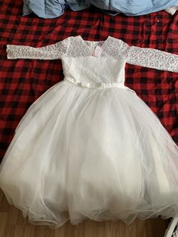 Beautiful white dress (Girls)