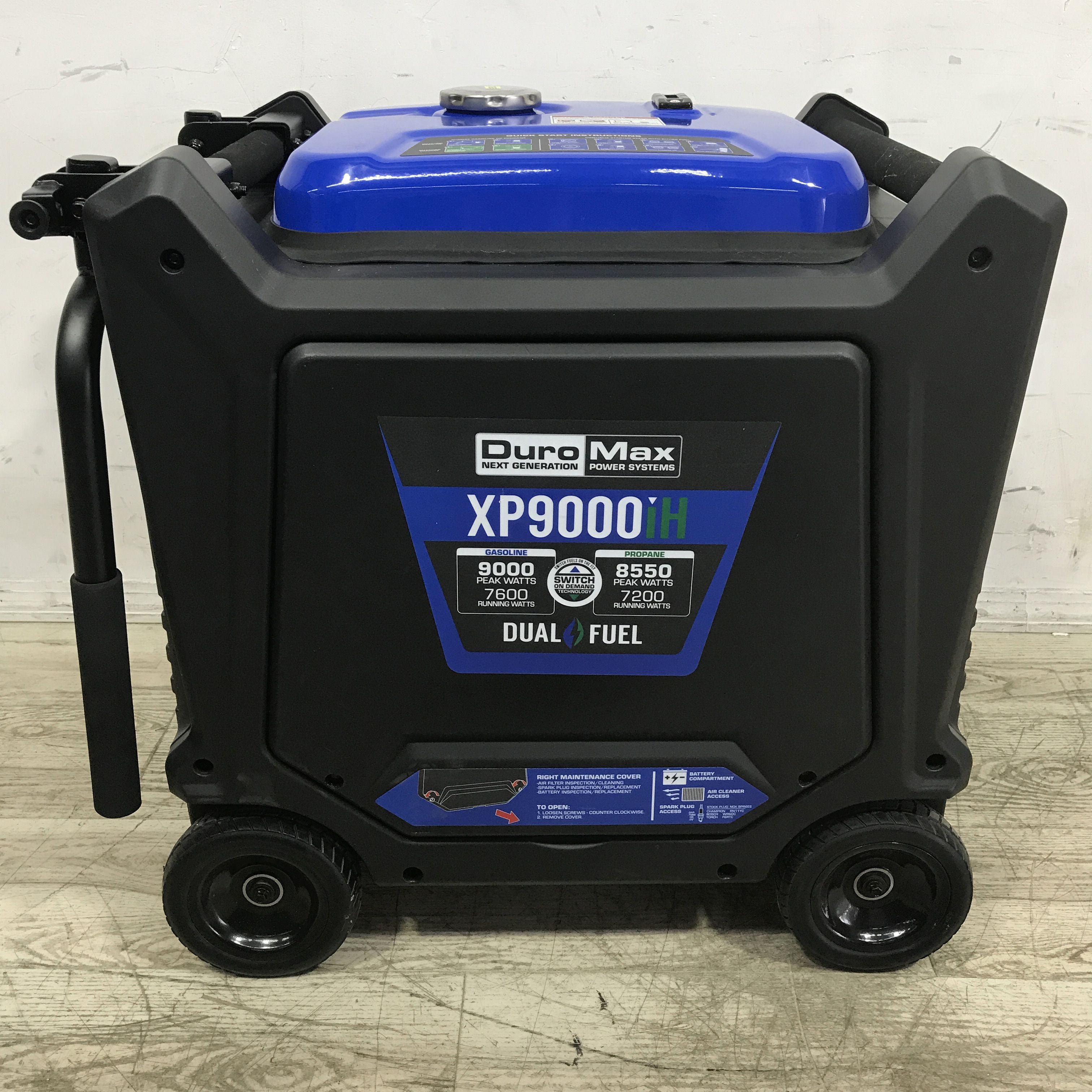 DuroMax 9000W Dual Fuel Inverter Generator