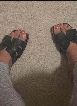 💜  sandals