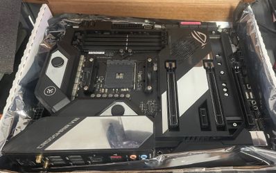 ASUS Rog x570 Crosshair VIII Formula, Socket Am4, AMD Motherboard