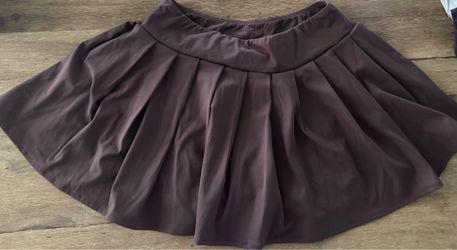 Nektar light chocolate brown mini skirt with built in safety shorts with a pocket, size large, brand new