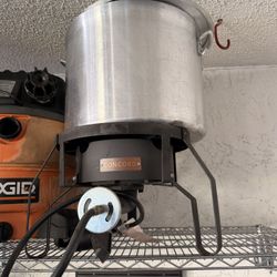 Big Gas Stove And Pot 