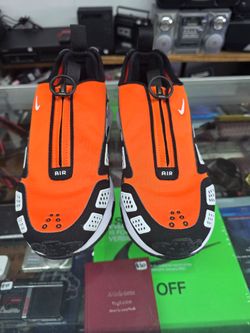 Nike FZ2068-800 Women's Air Max SNDR Safety Orange Black (Women's) Size 8.5