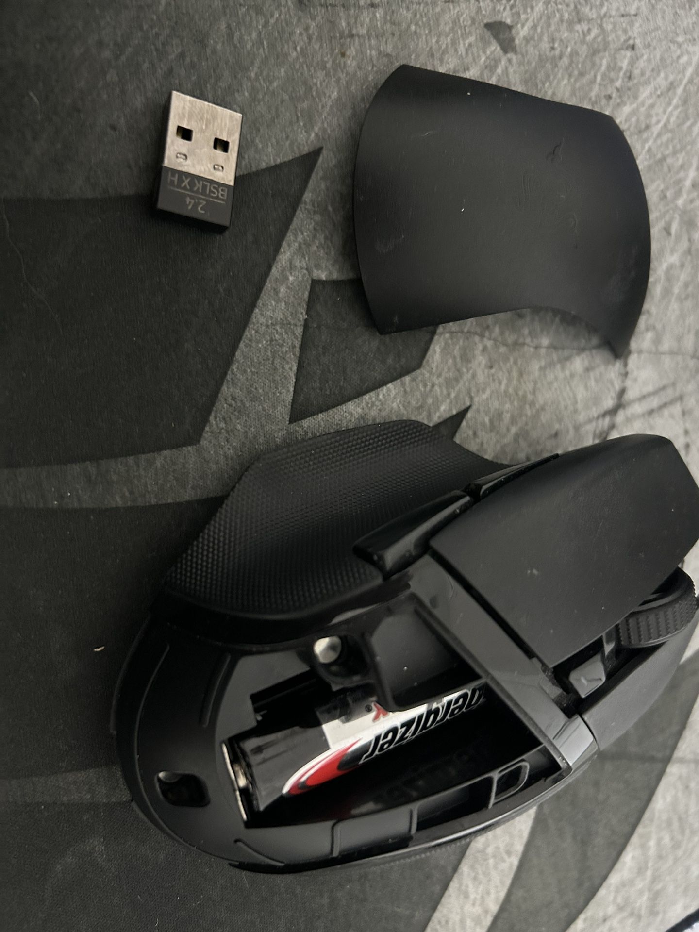 Razer wireless gaming mouse (2.4 works, but bluetooth doesn’t)