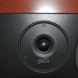 Polk Center Speaker / Mint Condition / Surround Sound