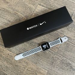 Apple Watch Series 4 