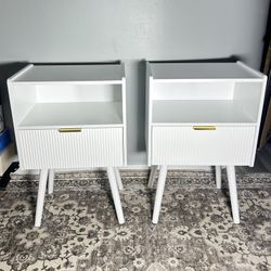 Set Of 2 White Nightstands Modern Bedside Tables