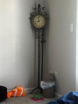 Retro clock with stand