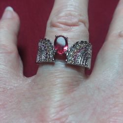 Size 10 925 Sterling Silver Wing Shaped Ring With Red Cubic Zirconias