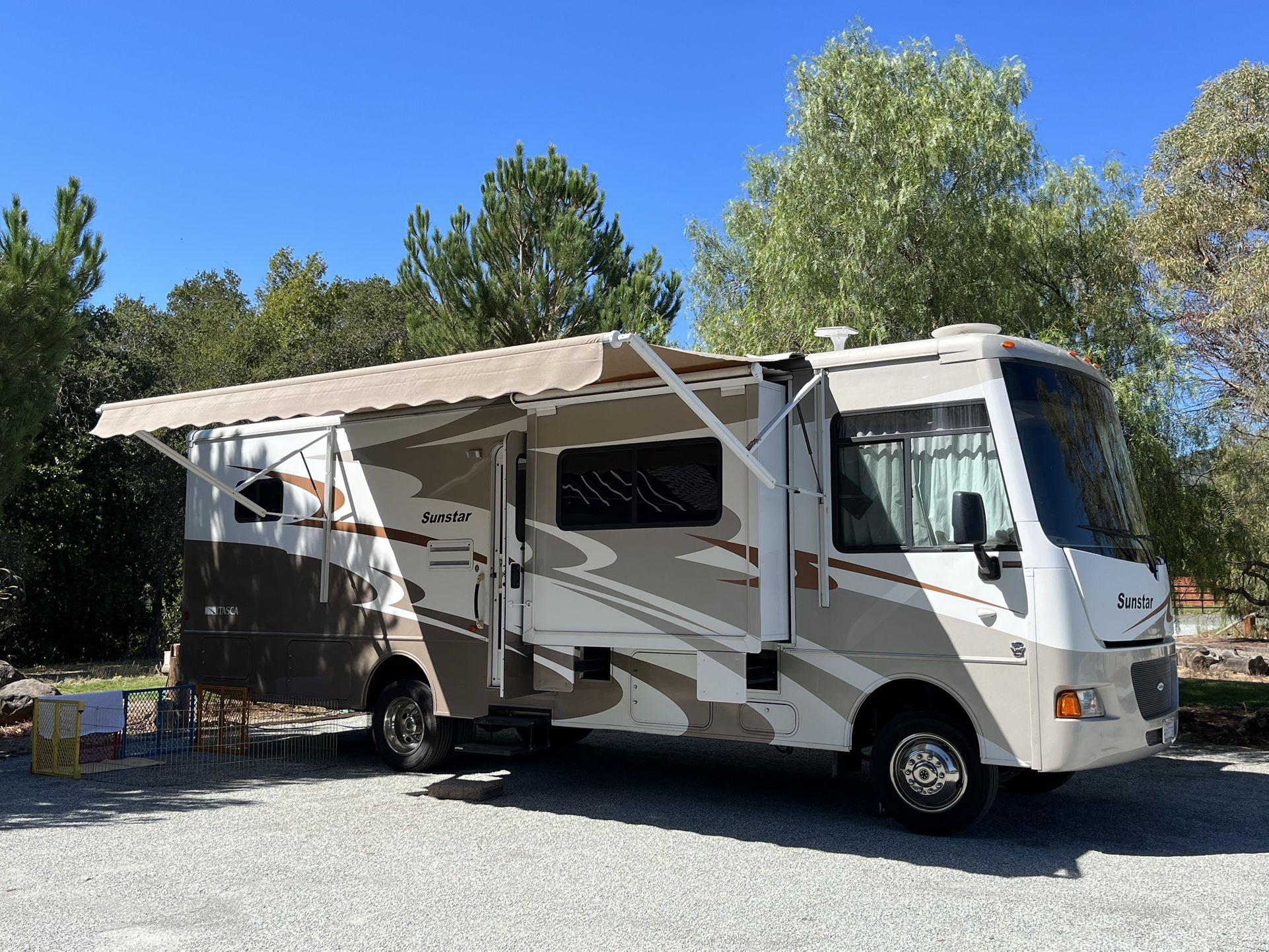 2012 Itasca Sunstar 30T