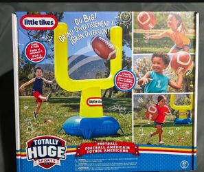 Little Tikes Totally Huge Sports Football and Goal Post