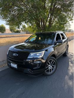 2018 Ford Explorer