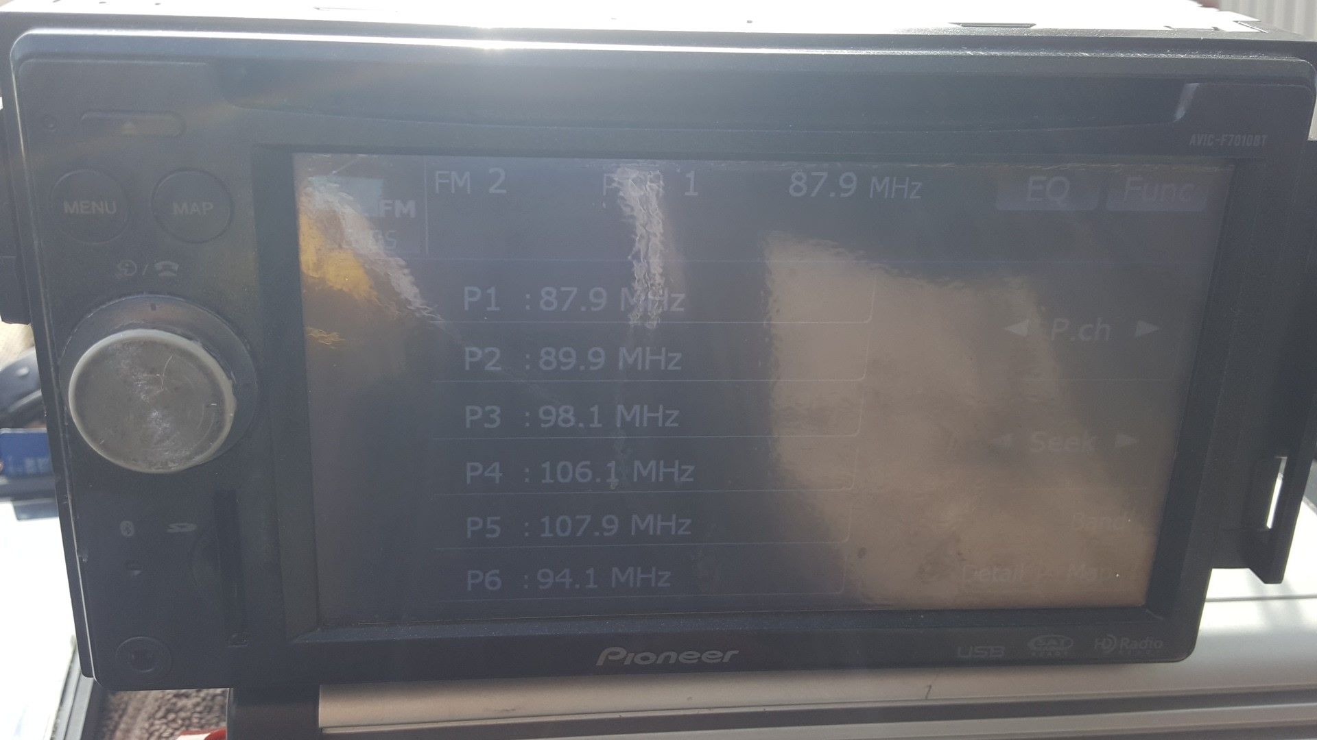Pioneer Avic - 7010 BT