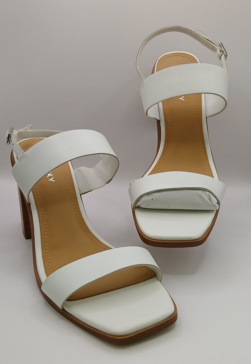 Lisa Vicky Oasis-V Slingback Sandal - 8M