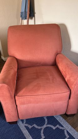Great couch & recliner