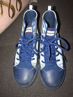 Boy Hunter rain boots size 2