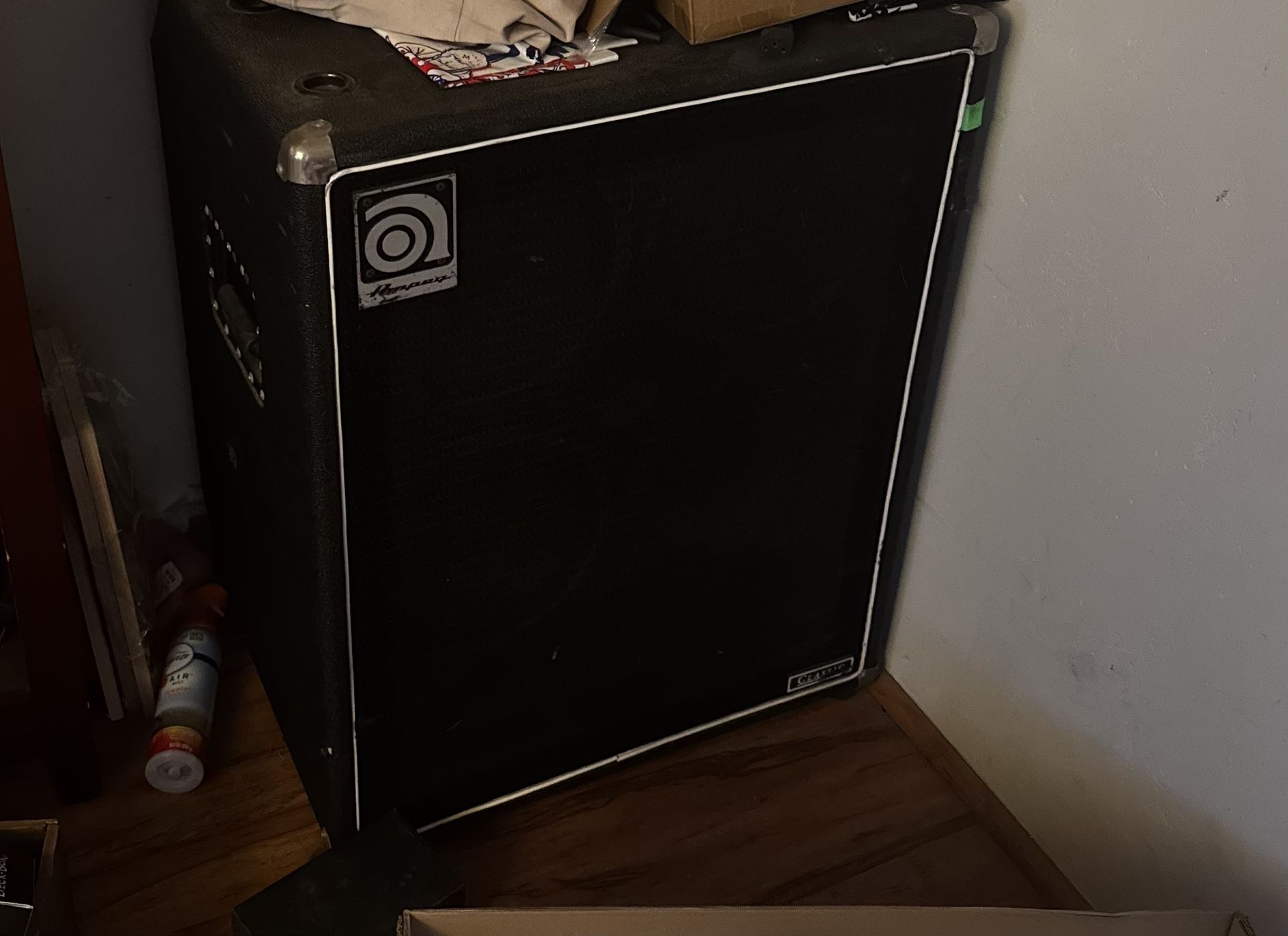 Ampeg SVT 4x10 Bass amp