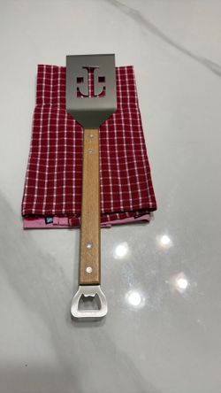 New spatula, bottle opener