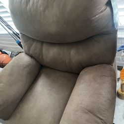 Reclining Chair & Loveseat Set