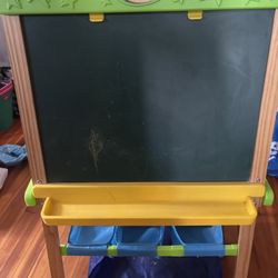 Crayola Easel 