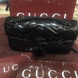 GUCCI Large Marmont Monochrome Black Patent Leather NIB 