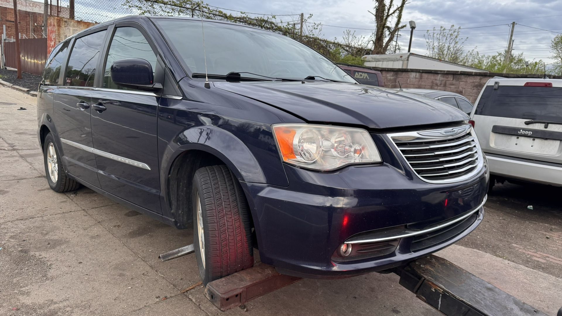 2012 Chrysler Town And Country Parts
