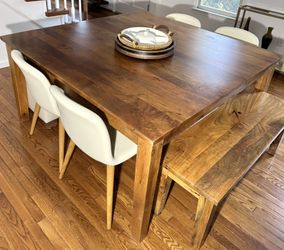 Table Sq. 60x60 inchs. Plus Bench 