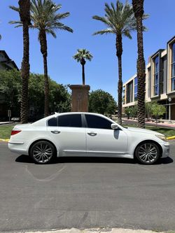2011 Hyundai genesis