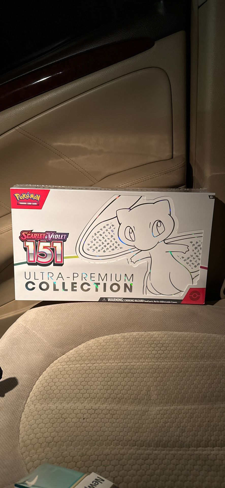 151 Pokemon Ultra Premium Collection Box