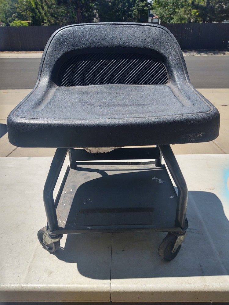 Snap On Rolling Seat