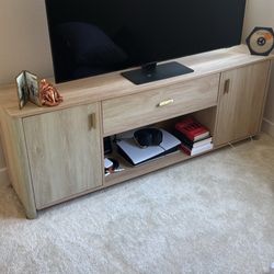 Media Stand (64” Wide)