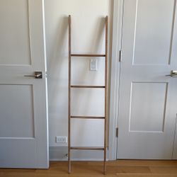 Wood Towel Ladder 