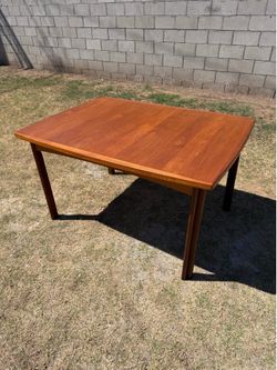 D-Scan Mid-Century Modern Expandable Teak Dining Table