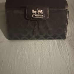 Coach long wallet