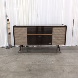 Vintage 1960s Grundig Majestic stereo and record player console