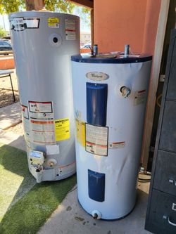 Electric Water Heater 40 gal in good condition and Warranty Works Great 19th Ave And Baseline