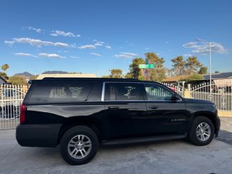 Chevrolet Suburban Full-Size SUV Black