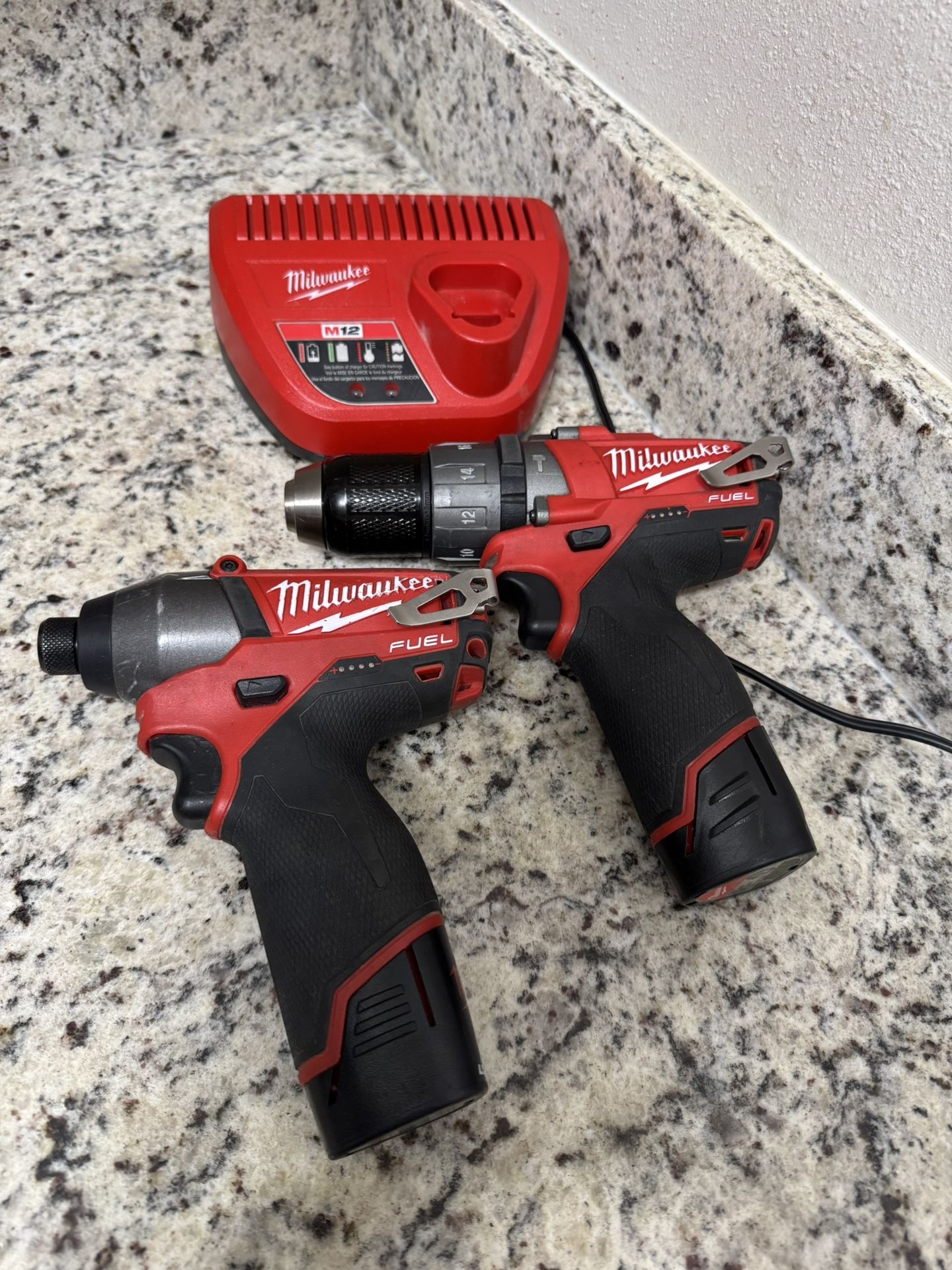 Milwaukee M12 Fuel Impact And Hammer drill Kit