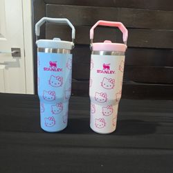 30 Oz Stanley Hello Kitty