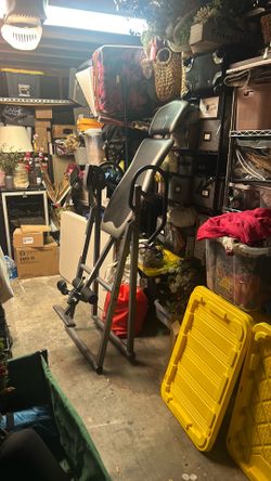 Inversion table