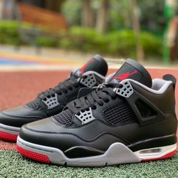 Jordan 4 Retro 