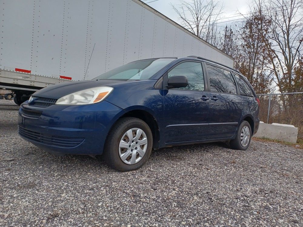 2005 Toyota Sienna