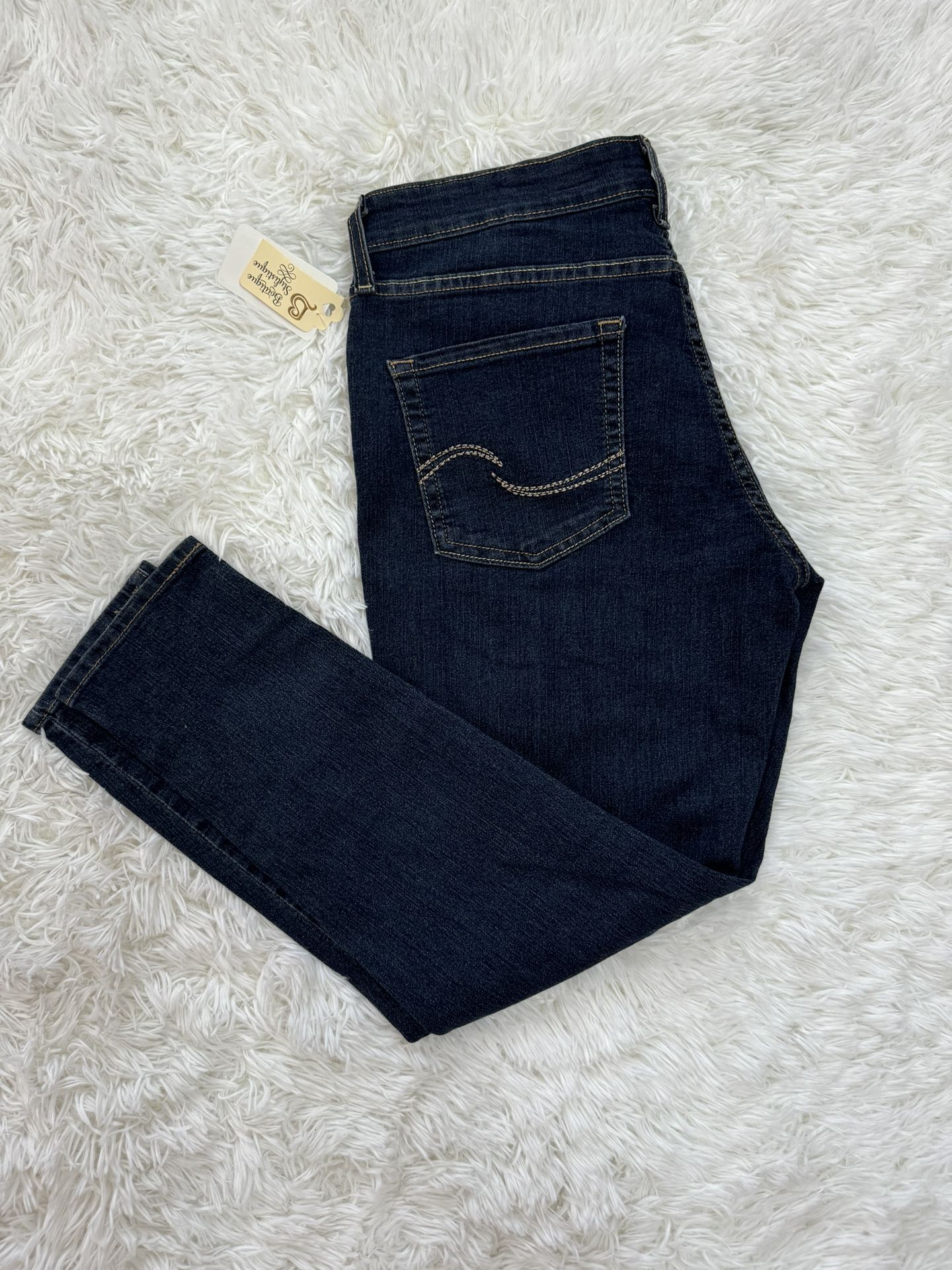 Signature Levi