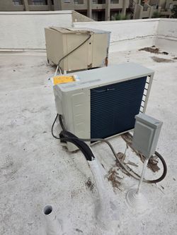 Air conditioning aire acondicionado