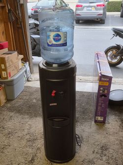 5 gallon water dispenser cold/hot